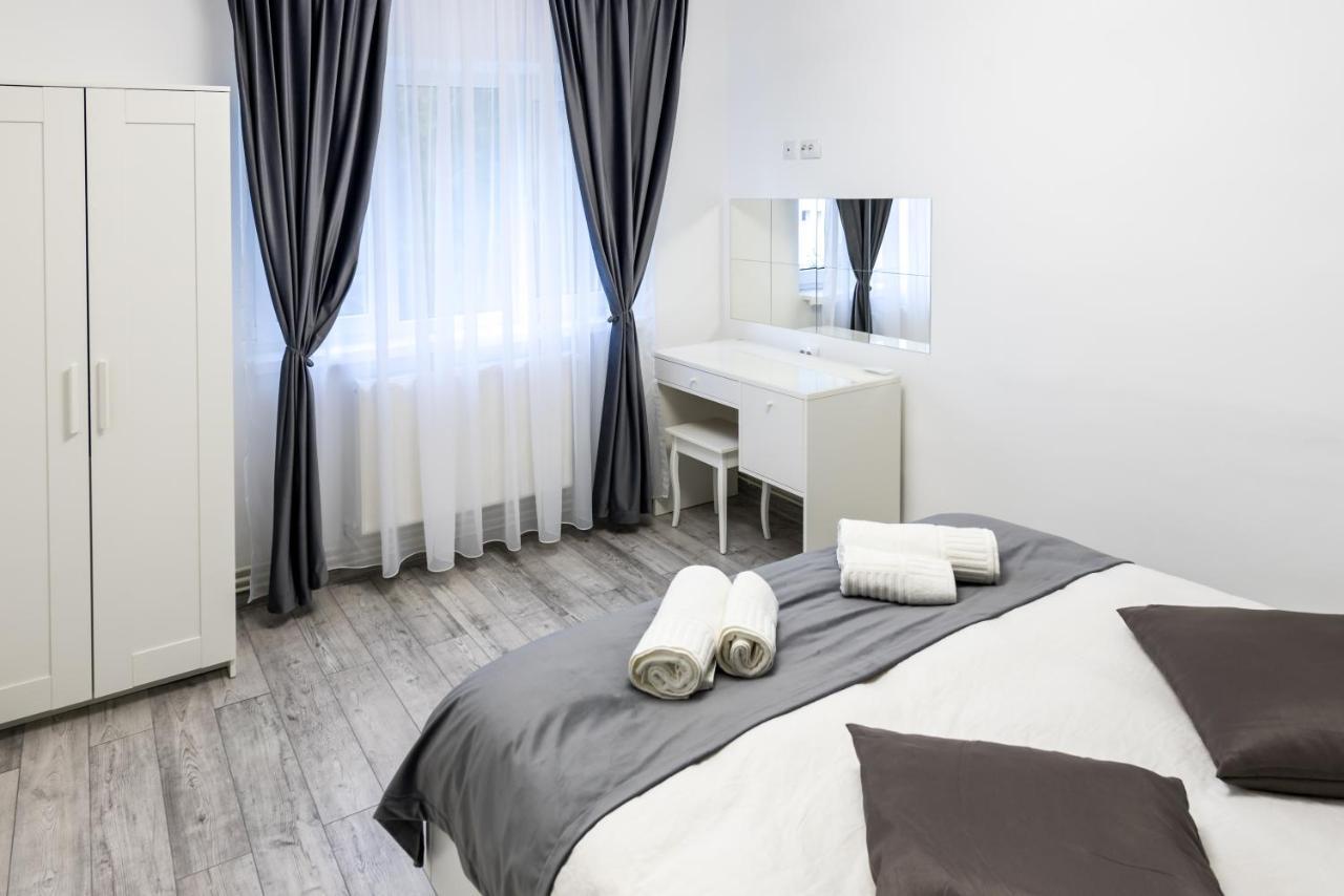 Cristopher Apartament Buşteni Buitenkant foto