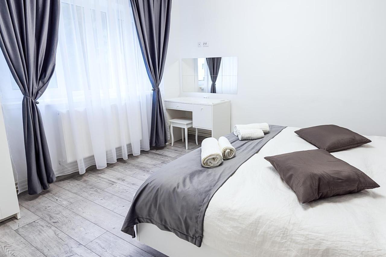 Cristopher Apartament Buşteni Buitenkant foto